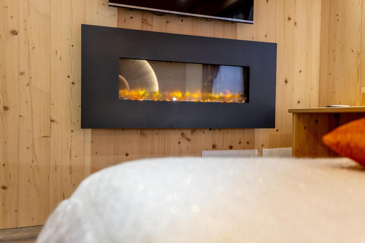 Chalet Imbosc'Che - 5 Beautiful Rooms In Charming B&B Livigno Zewnętrze zdjęcie